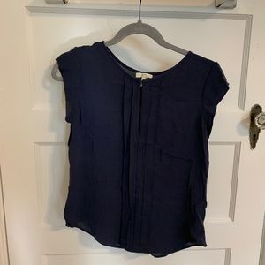 Joie Navy Blue Front Clasp Short Sleeved Pleated Blouse